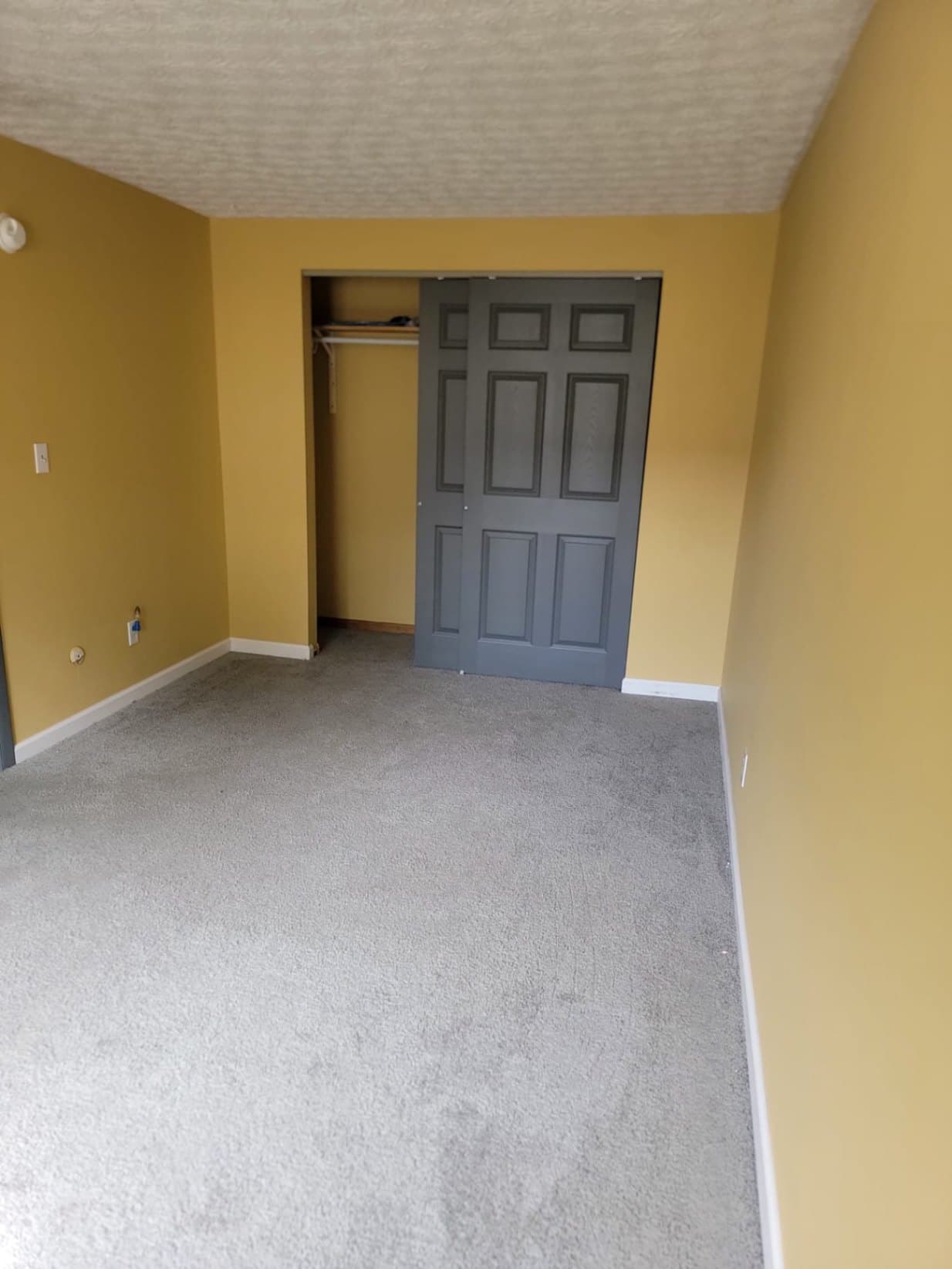 room for rent photo 3